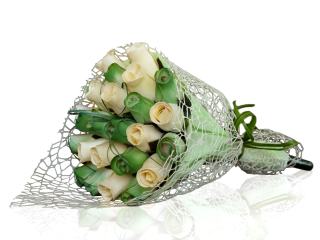 BUCHET DE TRANDAFIRI DIN LEMN "Angie"
